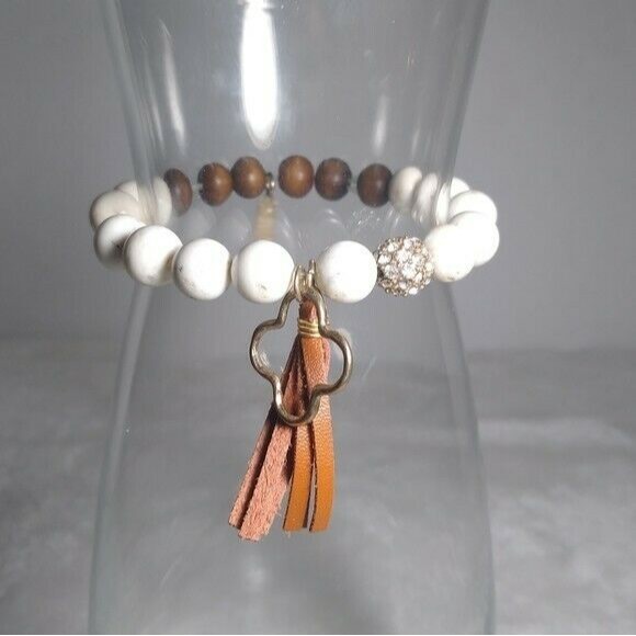 Stone and Wood Tassel Bracelet - Picture 4 of 4